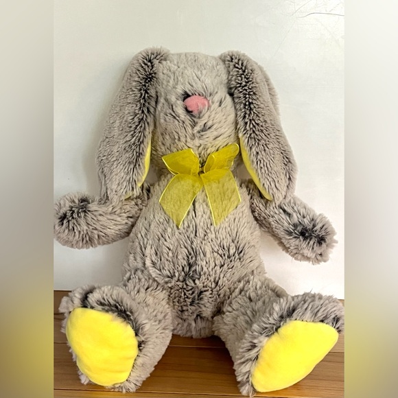 DAN DEE SUPER PLUSH BUNNY—JUST BEAUTIFUL AND PERFECT CONDITION—GREAT GIFT 🐰 - Picture 8 of 8